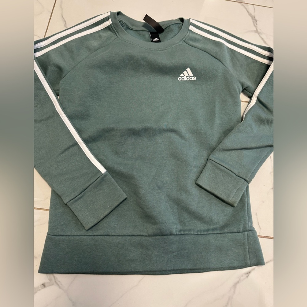 Adidas crew neck